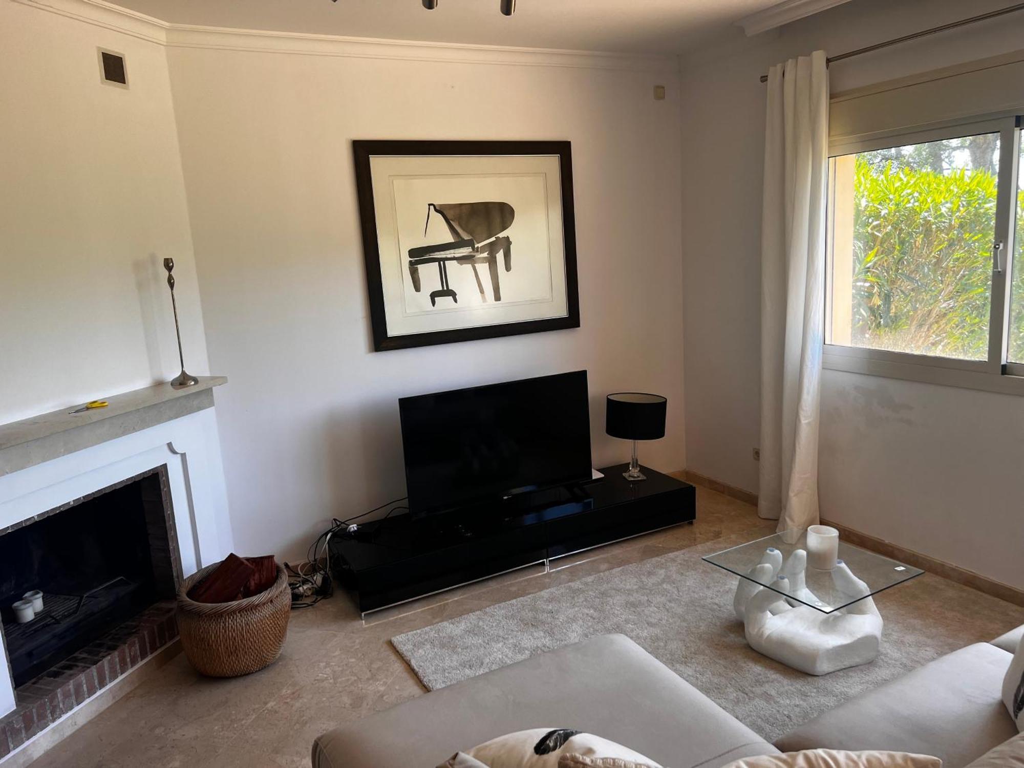 Elegant And Spacious Garden Apartment With Beautiful Views Ojen Luaran gambar